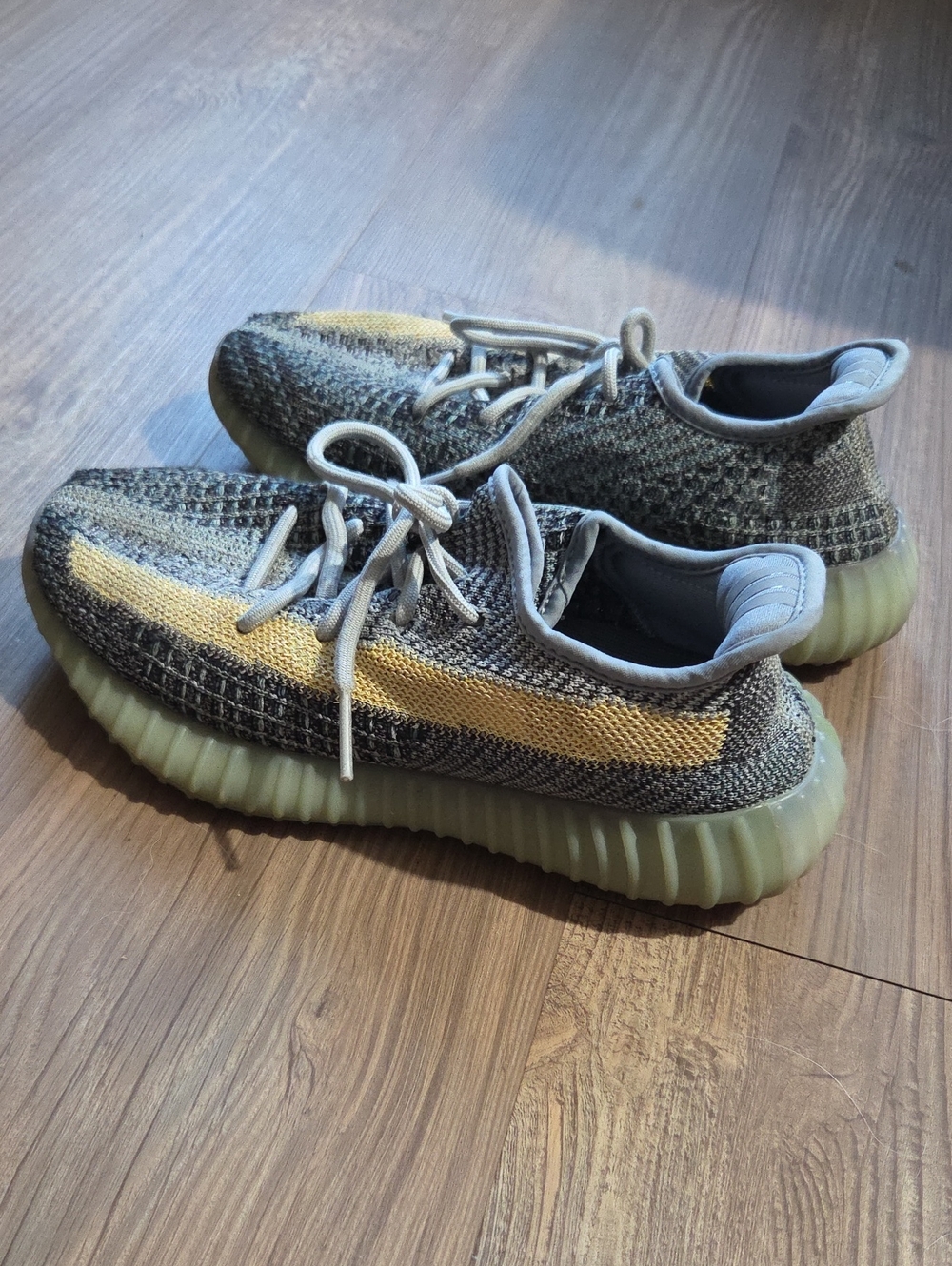 Adidas Yeezy Boost 350 V2 Ash Pearl Sneakers